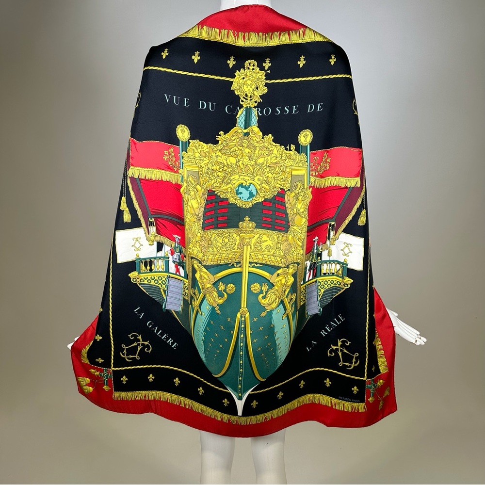 Authentic Hermes cue du carouse de la galore la reale.